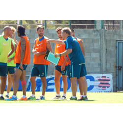 Entrenó y mañana viaja a Brasil