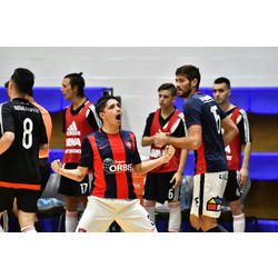 Buen 4-1 del Futsal a River