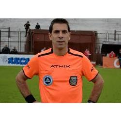 Mastrángelo, el pito con Lanús