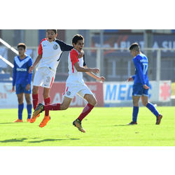 Fútbol Juvenil: Invictos ante Vélez y punteros en la general