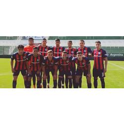 La Reserva goleó a Banfield y sigue puntera