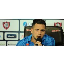 Franco Mussis: "La rodilla está 10 puntos"