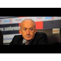 Renunció Roberto Álvarez