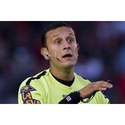 Darío Herrera, el árbitro en Tucumán