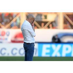 Paolo Montero suspendió la conferencia, pero no renunció