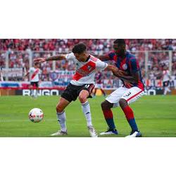 Dolorosa caída ante River
