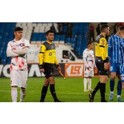 Iban 1-1 en Mendoza, cuando los violentos de Godoy Cruz provocaron la suspensión