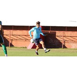 Mas: "Le comuniqué a los dirigentes que quiero jugar en Sporting"